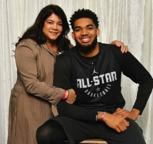 Jacqueline Cruz with her son Karl-Anthony Towns.